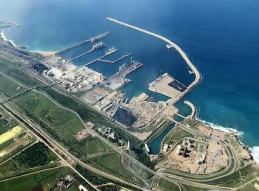 Illustrative commercial port operations for marine supply planning