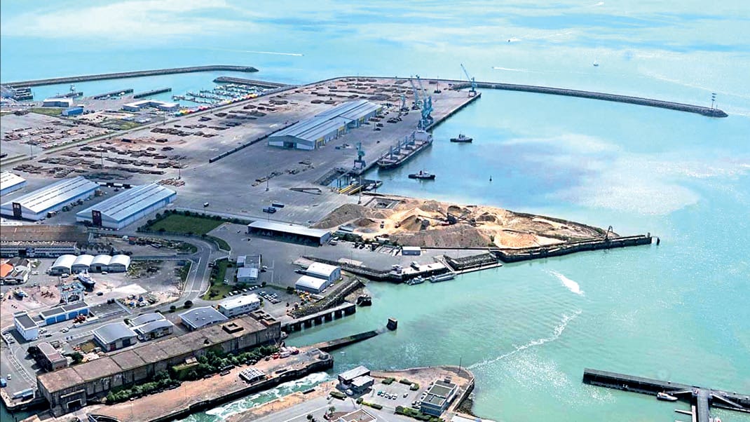 Illustrative commercial port operations for marine supply planning